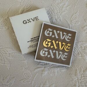 GXVE See In Color Multidimensional Eye Shadow Palette